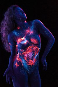 Galaxy - Body light concept - Thierry Pousset - artiste - Photographe professionnel - Lumière noire - Fluorescent - Phosphorescent